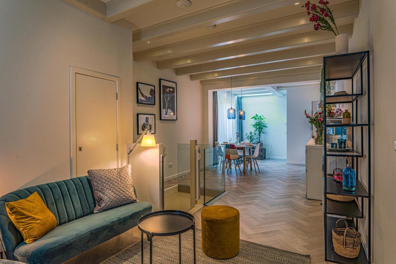 Leidse Square 5 Star Luxury Apartment