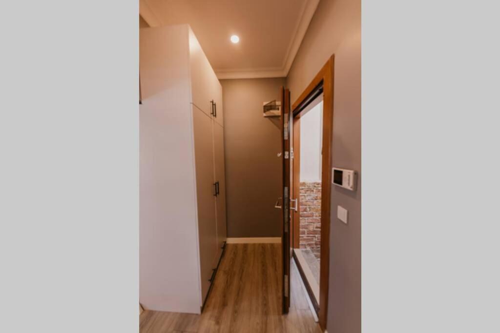 Galadoo Suites 4th Floor 1