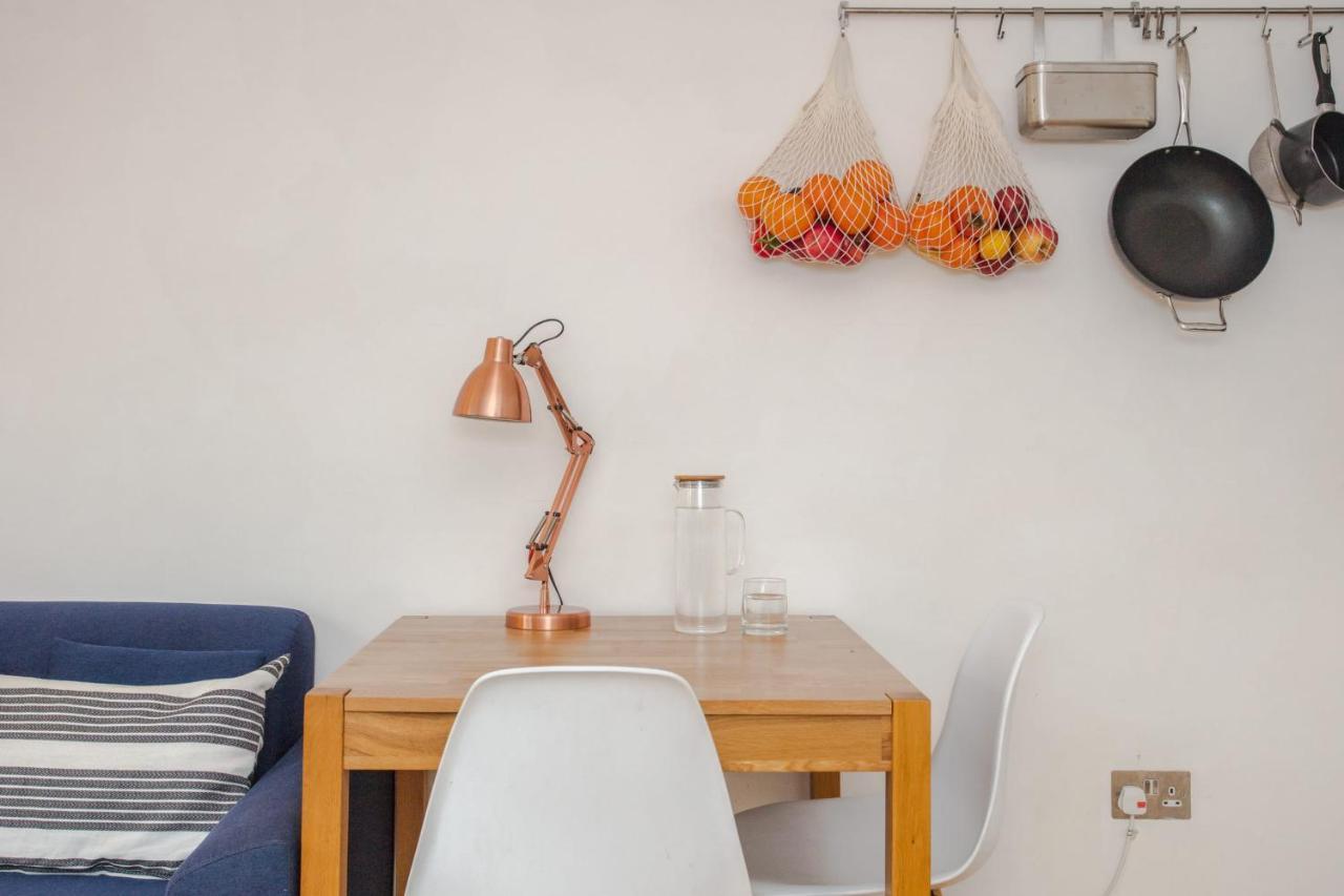 Modern Royal Oak Apartment 2