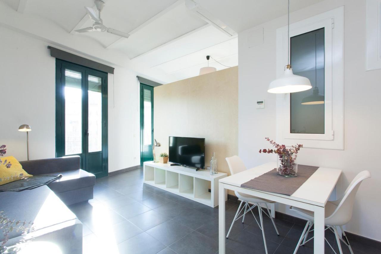 Balcony Apartment Sagrada Familia Bc