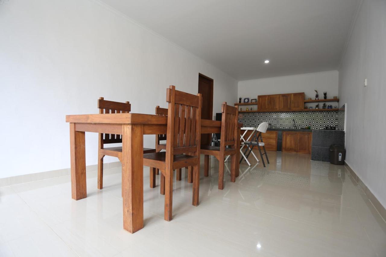 Green Papaya House 2