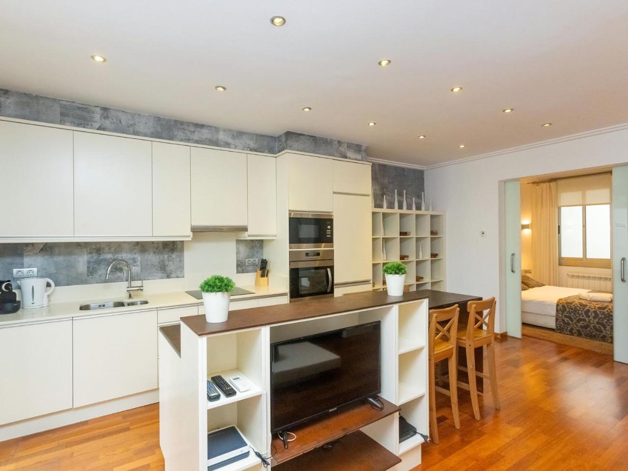 Apartment Centro- Passeig de Gracia - Casa Batllo by Interhome 1