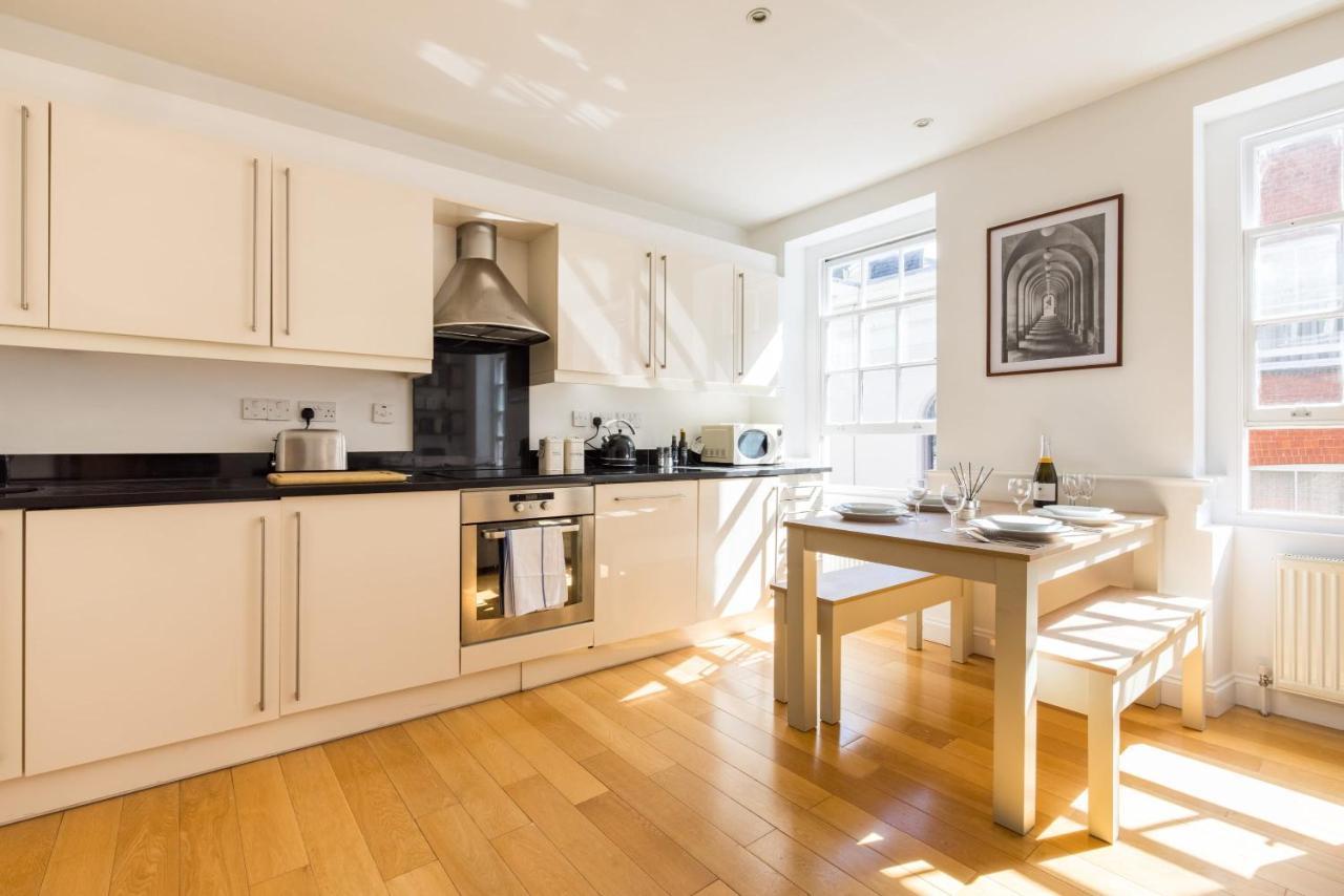 Contemporary 1 Bedroom Bloomsbury Apartment 2