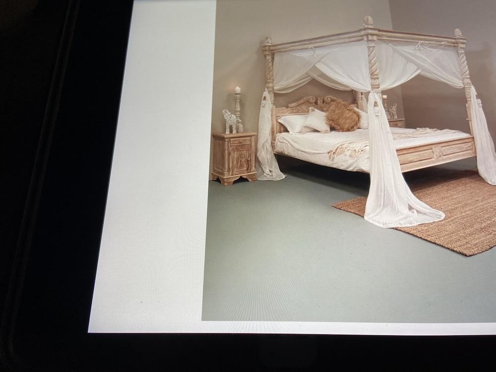 Sale! ! Big 95m Luxury Apt in Boutique Resort 1