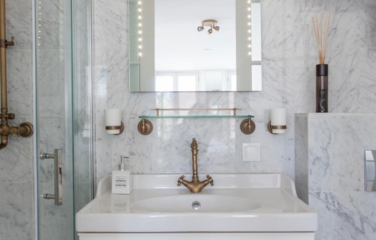 Jordaan Suite Bed And Bubbles (Adults Only) 2