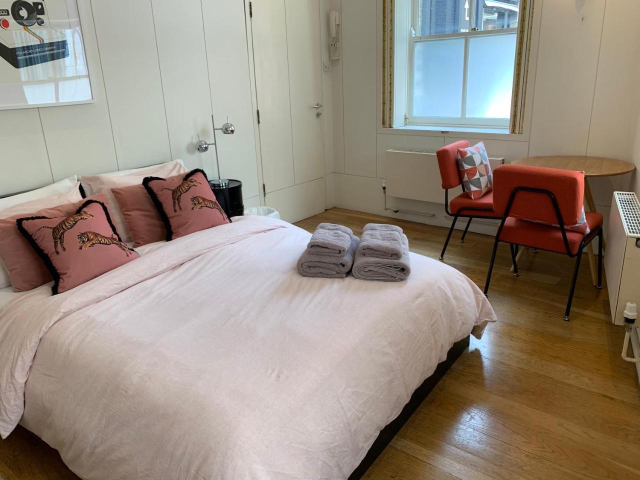 Shoreditch Private Studio (Adults Only) 2