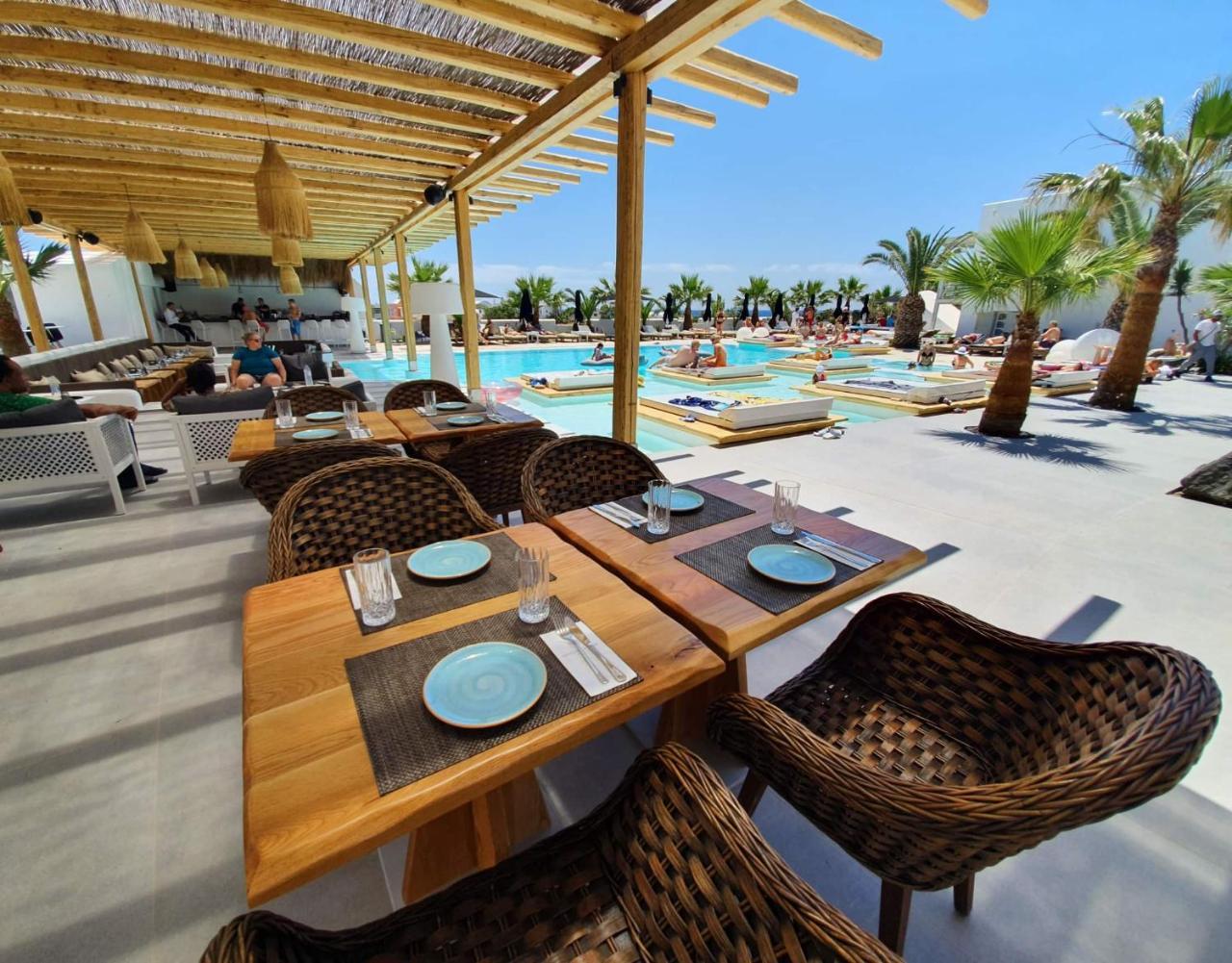 Smy Mediterranean White Santorini (Adults only) 1