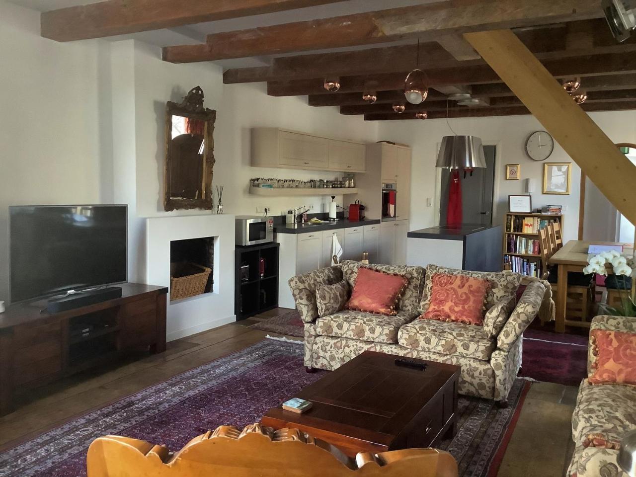 Former Rembrandt Workshop Two Bedroom B&B