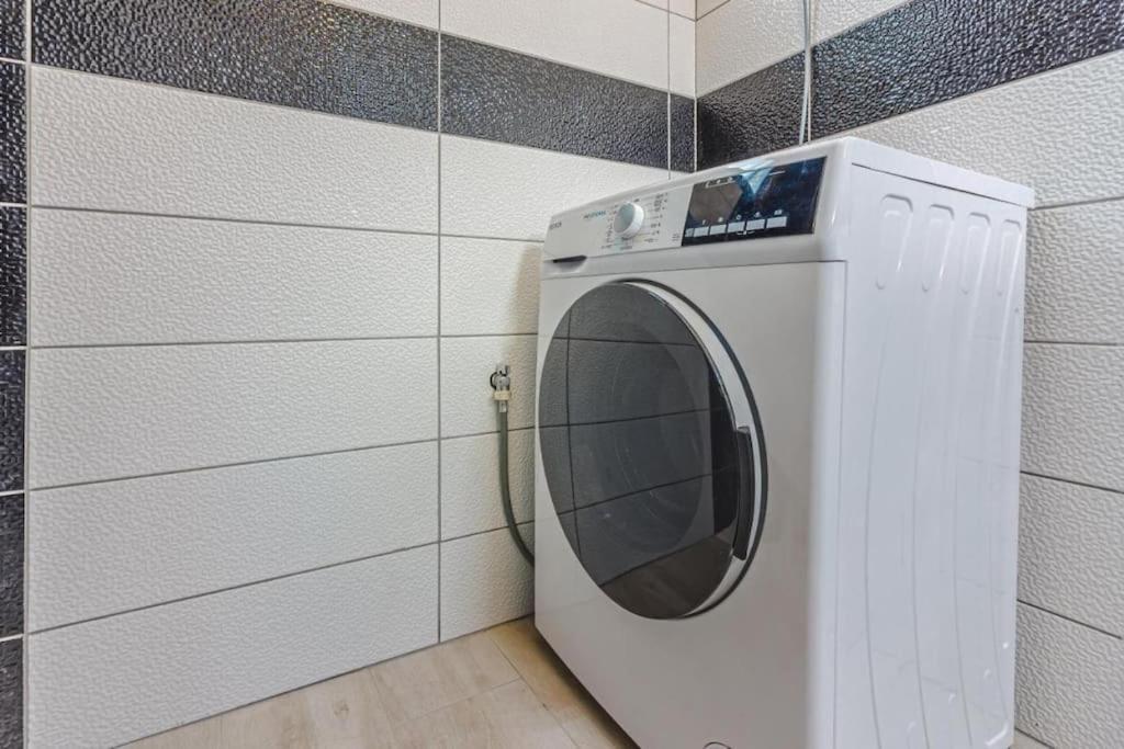 Marina Primavera Heated Pool Free Wifi 2