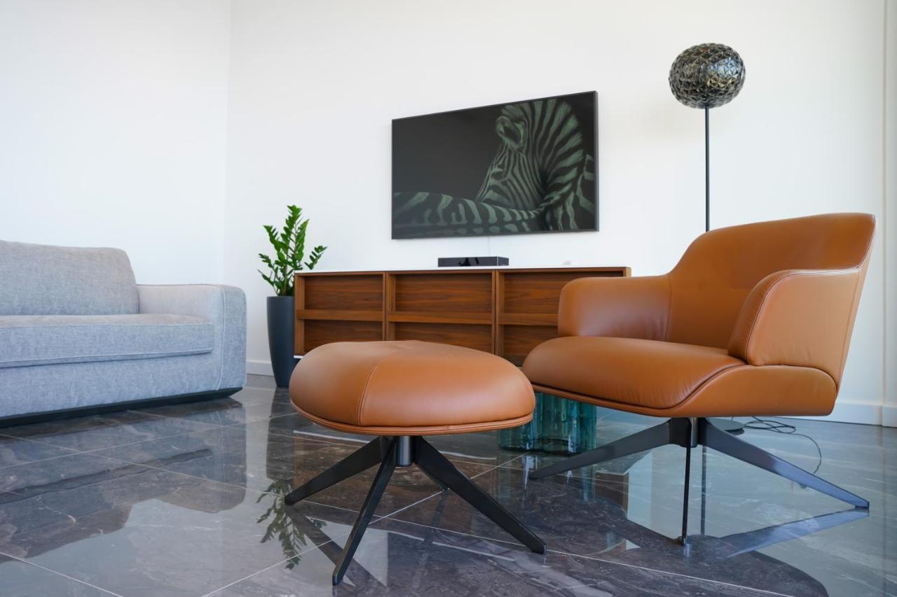 New&Luxury Apartment with An Outstanding View - Bombii Blue 2