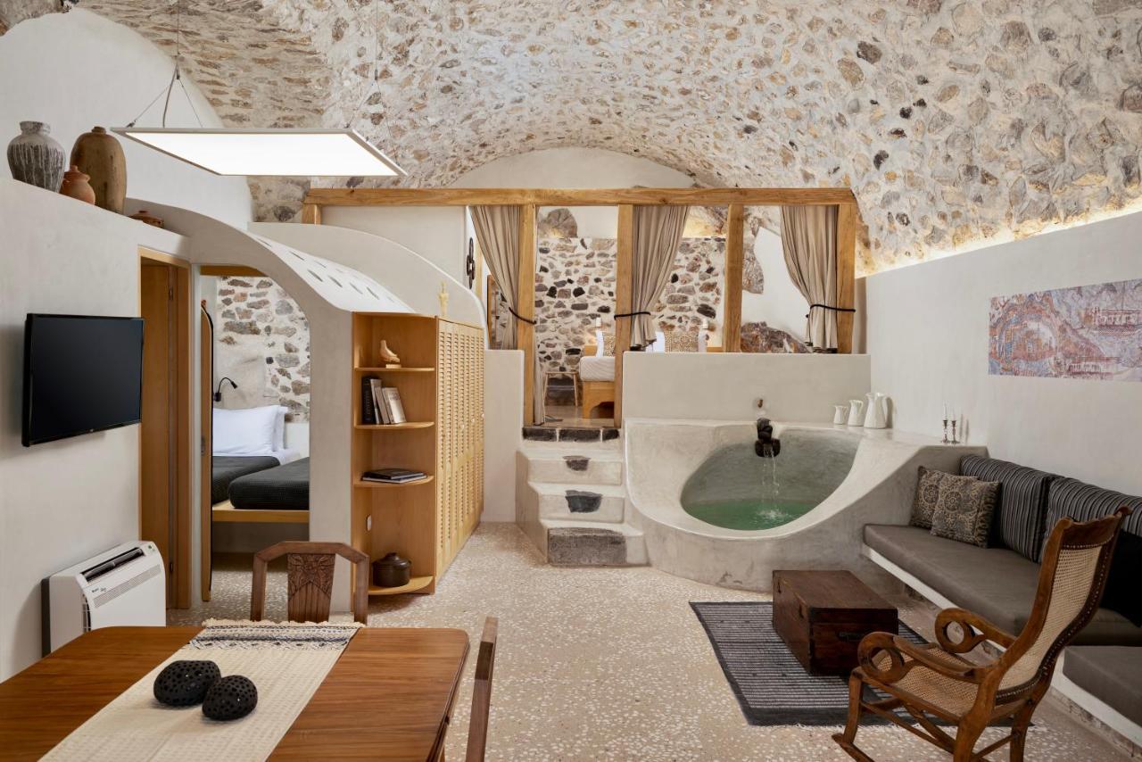 Canava Villas #1 in Santorini Private Pool 2