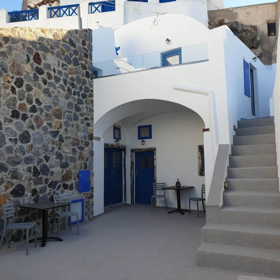 Amphora Villas Santorini Akrotiri 1