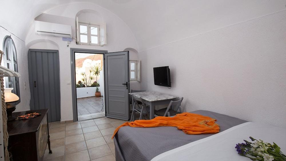 Mylopetres (Adults only) 2