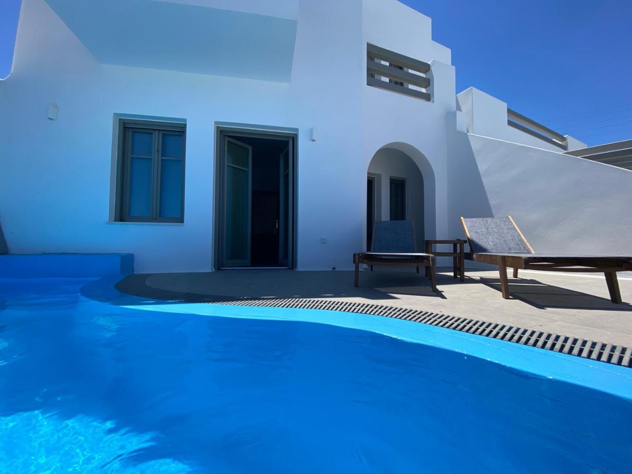 Amphitrite Suites Santorini