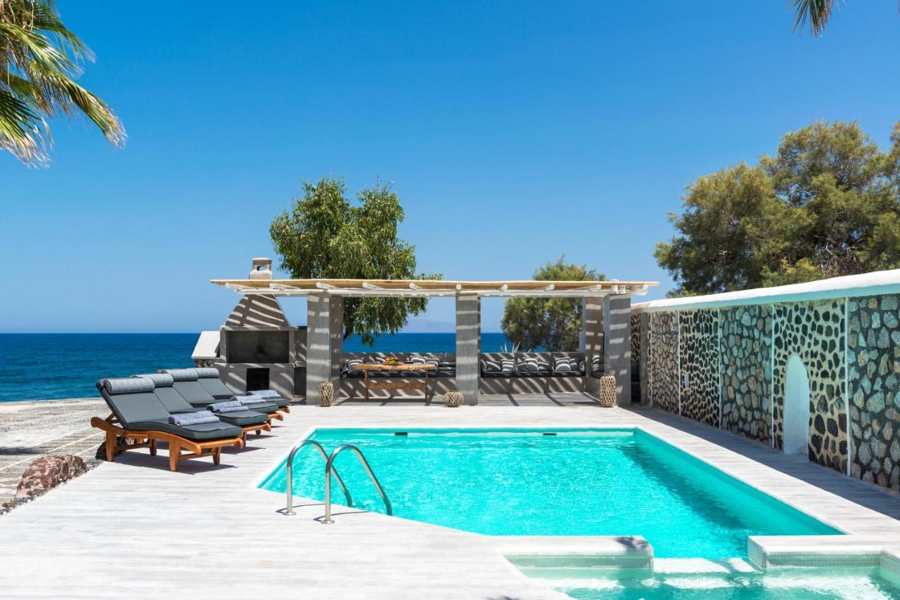 Damma Beachfront Luxury Villa 1