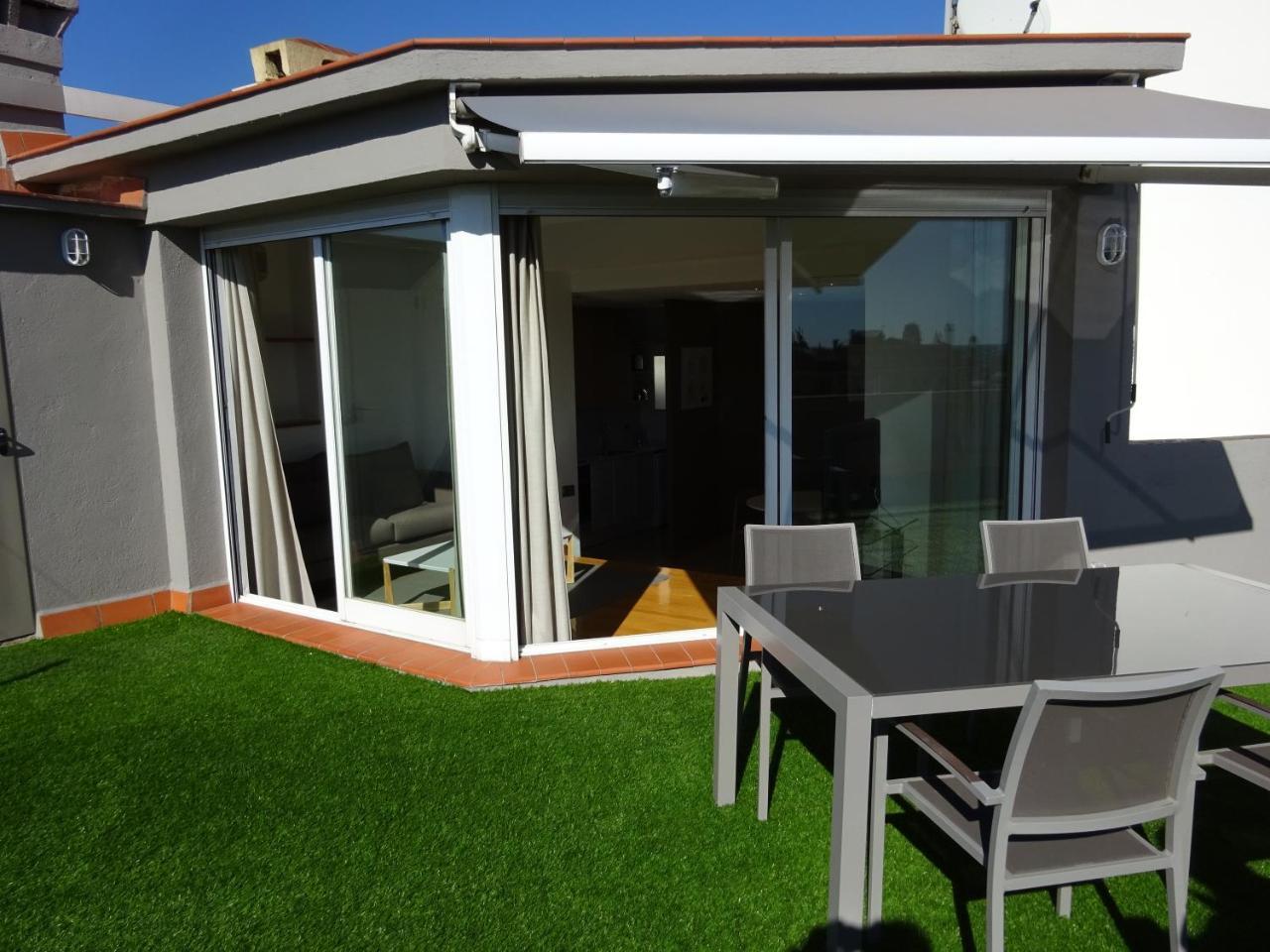 Fisa Rentals Shopping 2