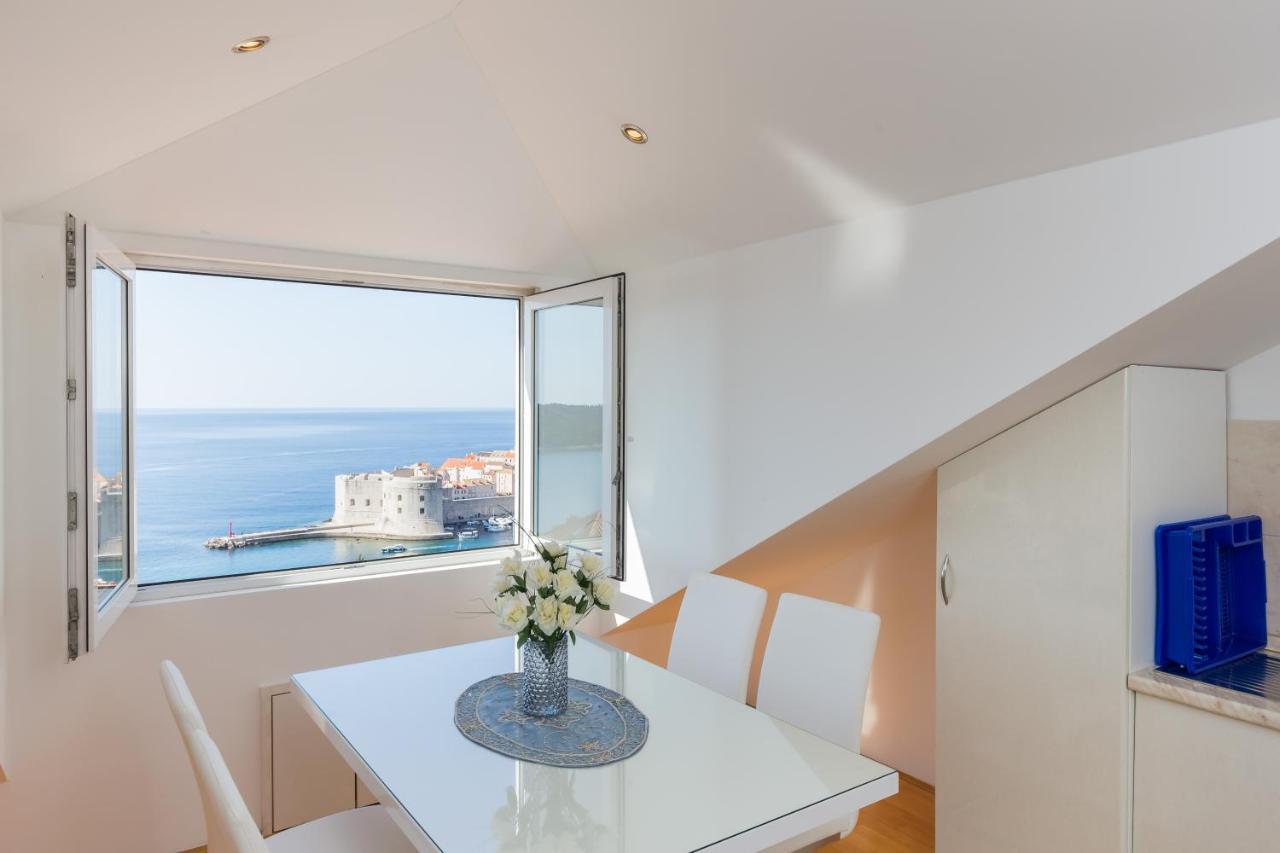 Bellissima Vista (Adults Only)