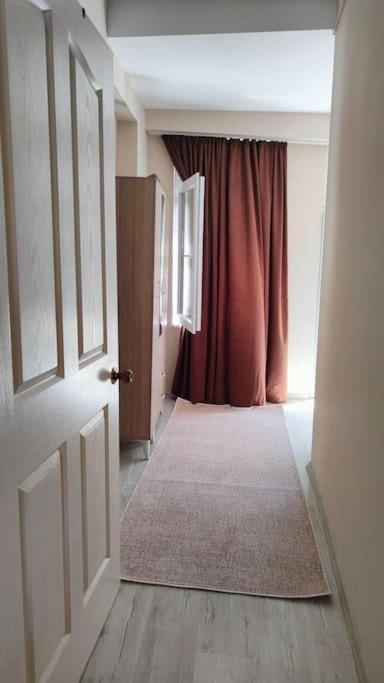 A Colorful Beyoglu House 1