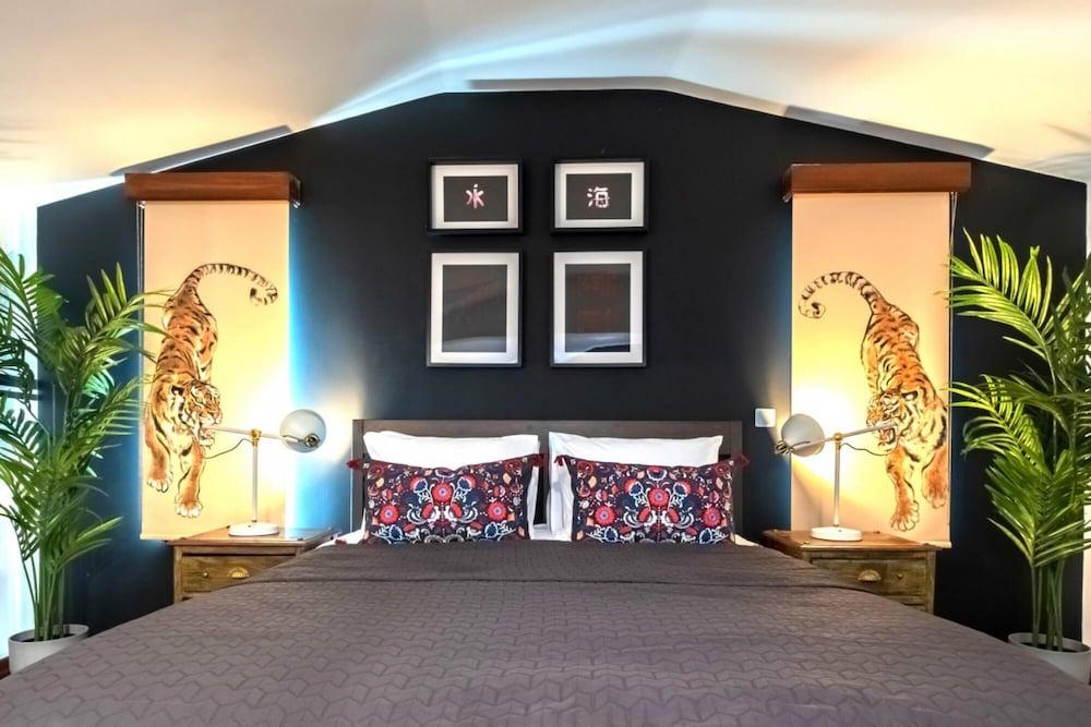 Missafir Flat with Terrace Near Istiklal Street 2