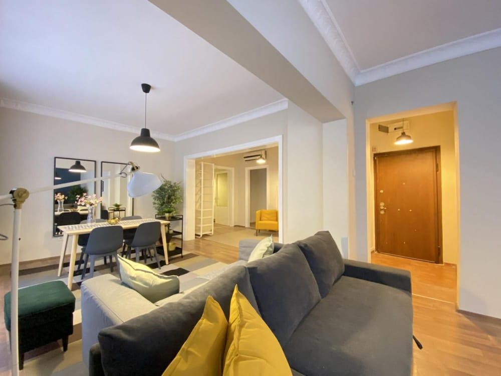 Missafir Flat Near Popular Attractions in Beyoglu 2