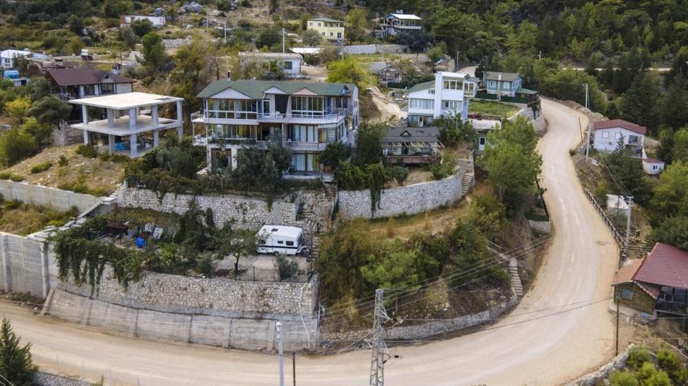 Apartment Near Natural Attractions in Antalya 1