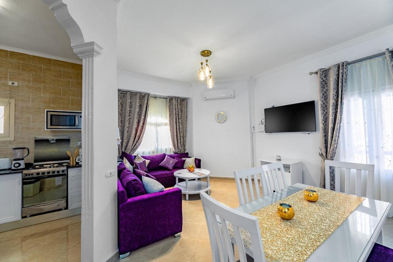 Green Garden Compound Hurgharda Poolside Luxury Ground Level Apartment 127 2