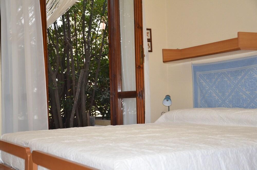 Appartamenti Fronte Mare Fertilia Faho-Gav01/Gav02 2