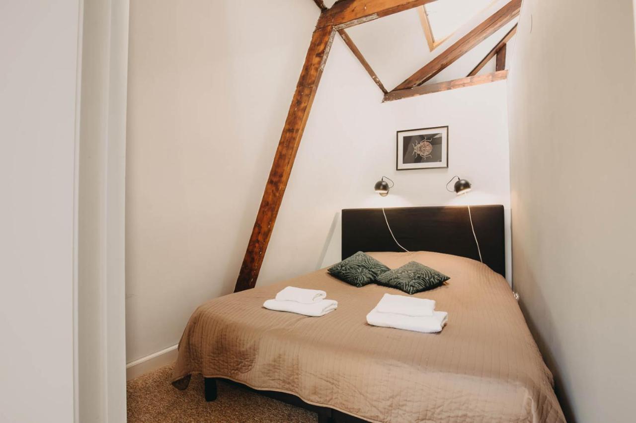 Follow Your Heart in Amsterdam