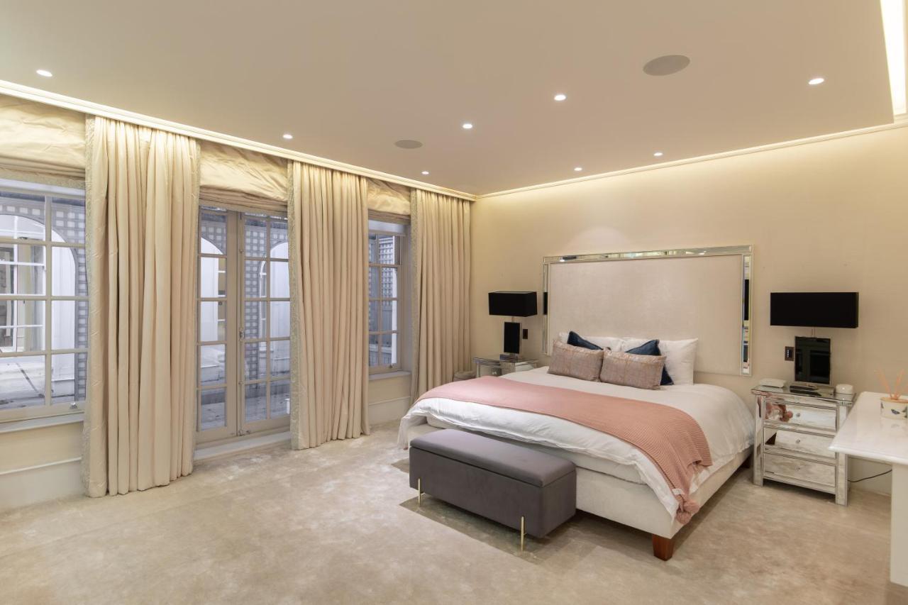 Exquisite Mayfair Apartment 2