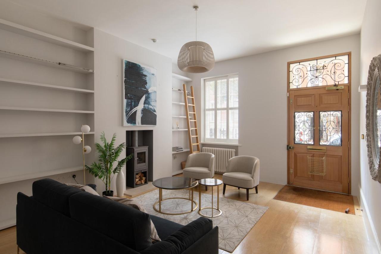 Exquisite House in Mayfair 1