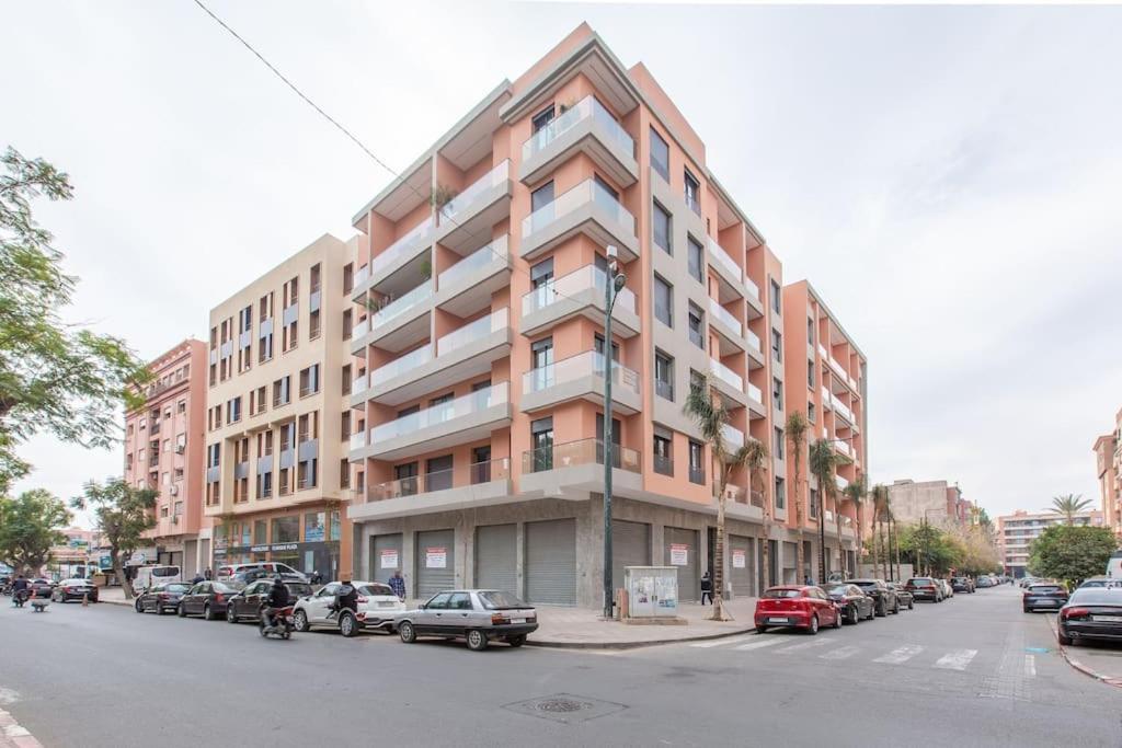 New ! Stunning And Comfortable Apartement 1