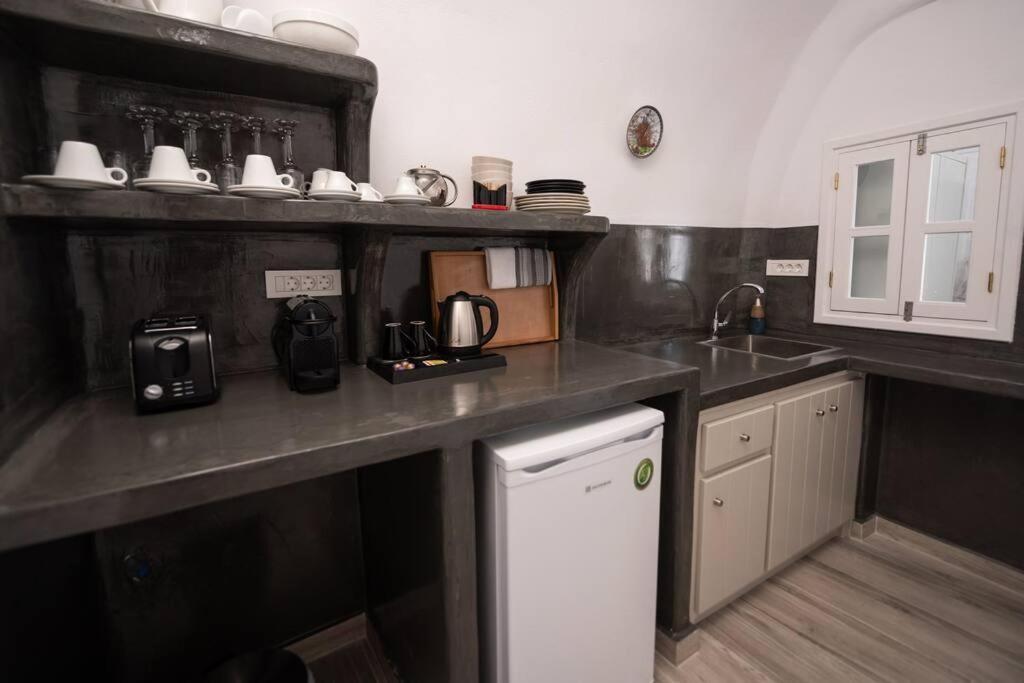 Vivid Caves 2 Bedroom Cavehouse 1