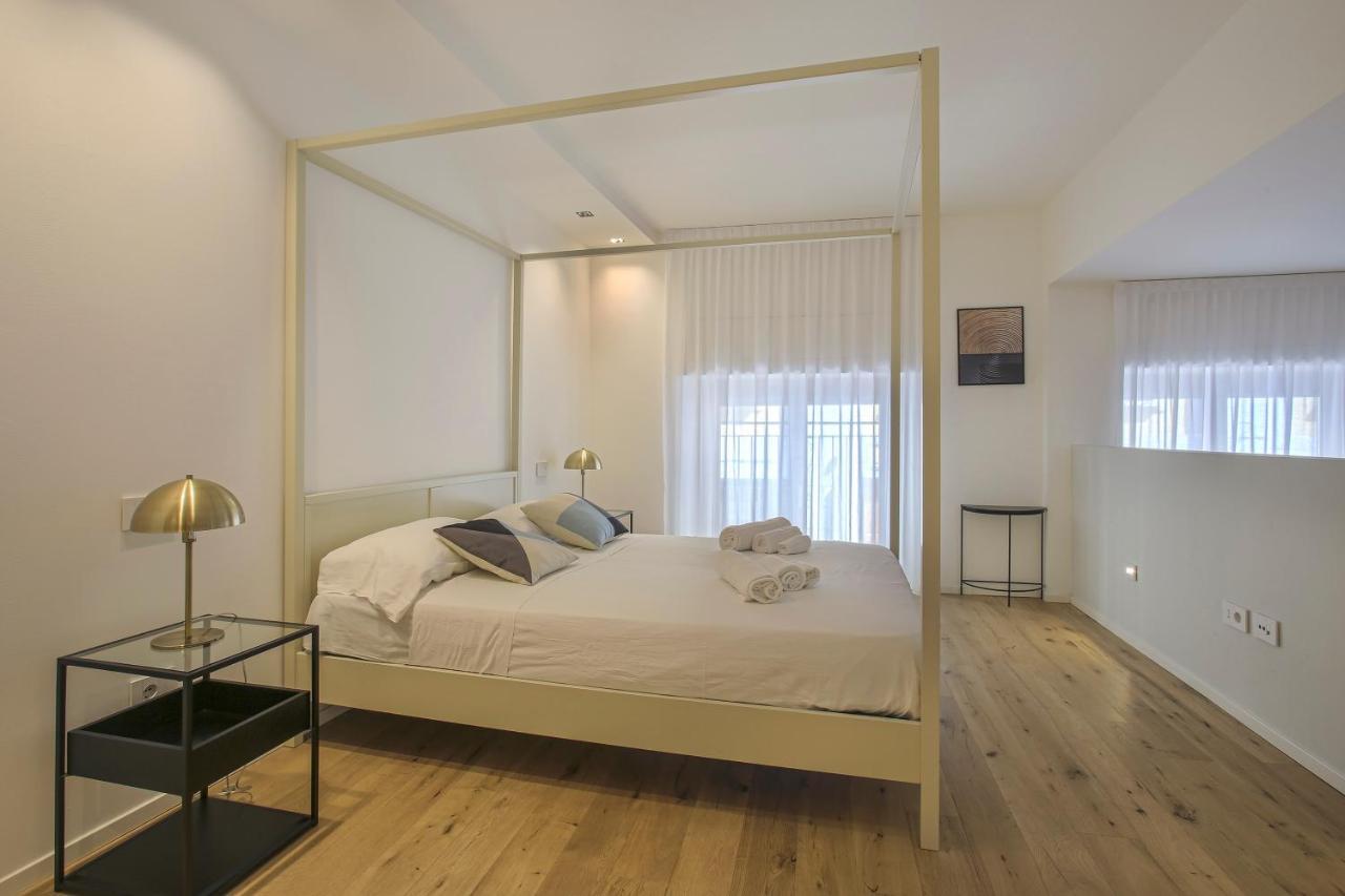 Milan Chic Luxury Apartments-Hosted by Sweetstay 1