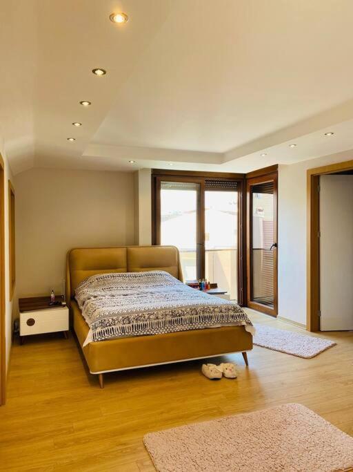 Konaklar Bolgesinde Denize Yakın Luks Dublex Daire 1