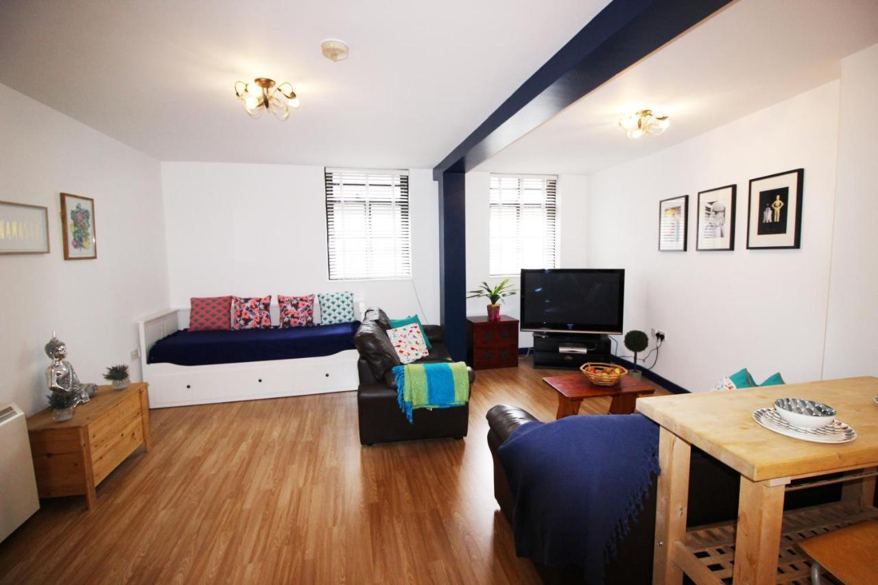Spitalfields One Bedroom Apartment 1