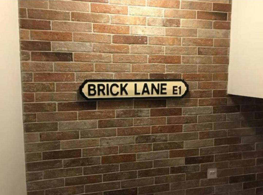 Single Room with Underbed 8