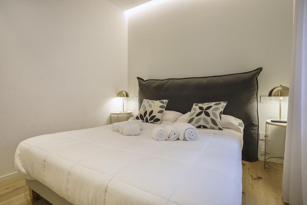 Milan Luxury Gem-Hosted by Sweetstay 2