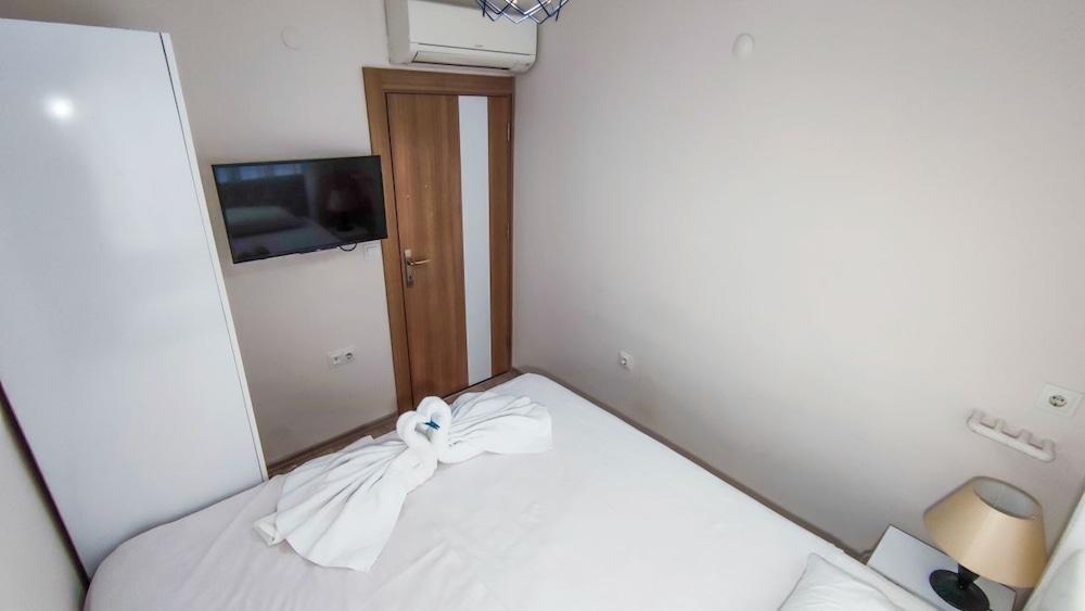 Gunduzler Deluxe Hotel 2