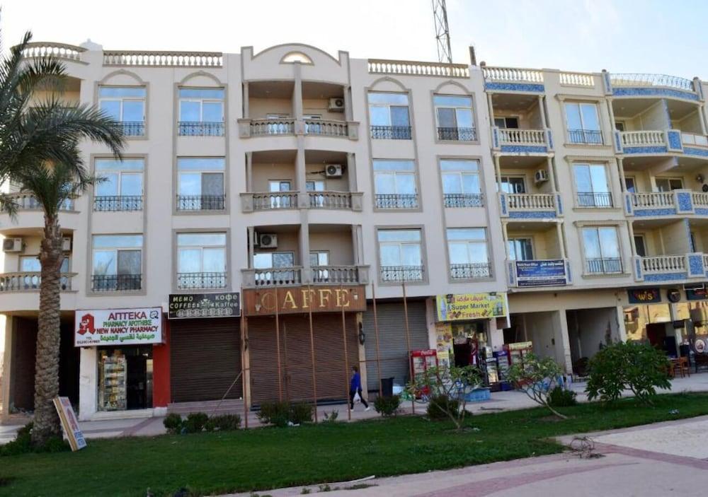 Intercontinental Area Apartments