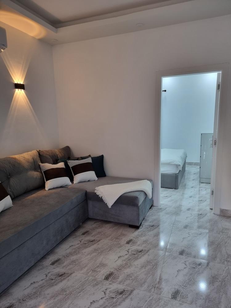 Stunning New 2-Bed Apartment Near El Gouna 1