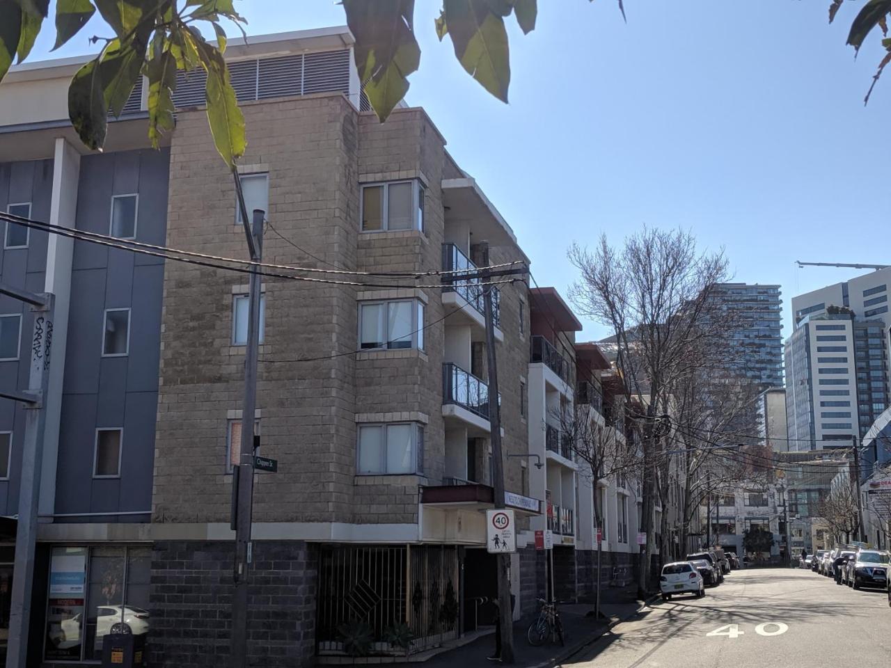 Nesuto Chippendale 1