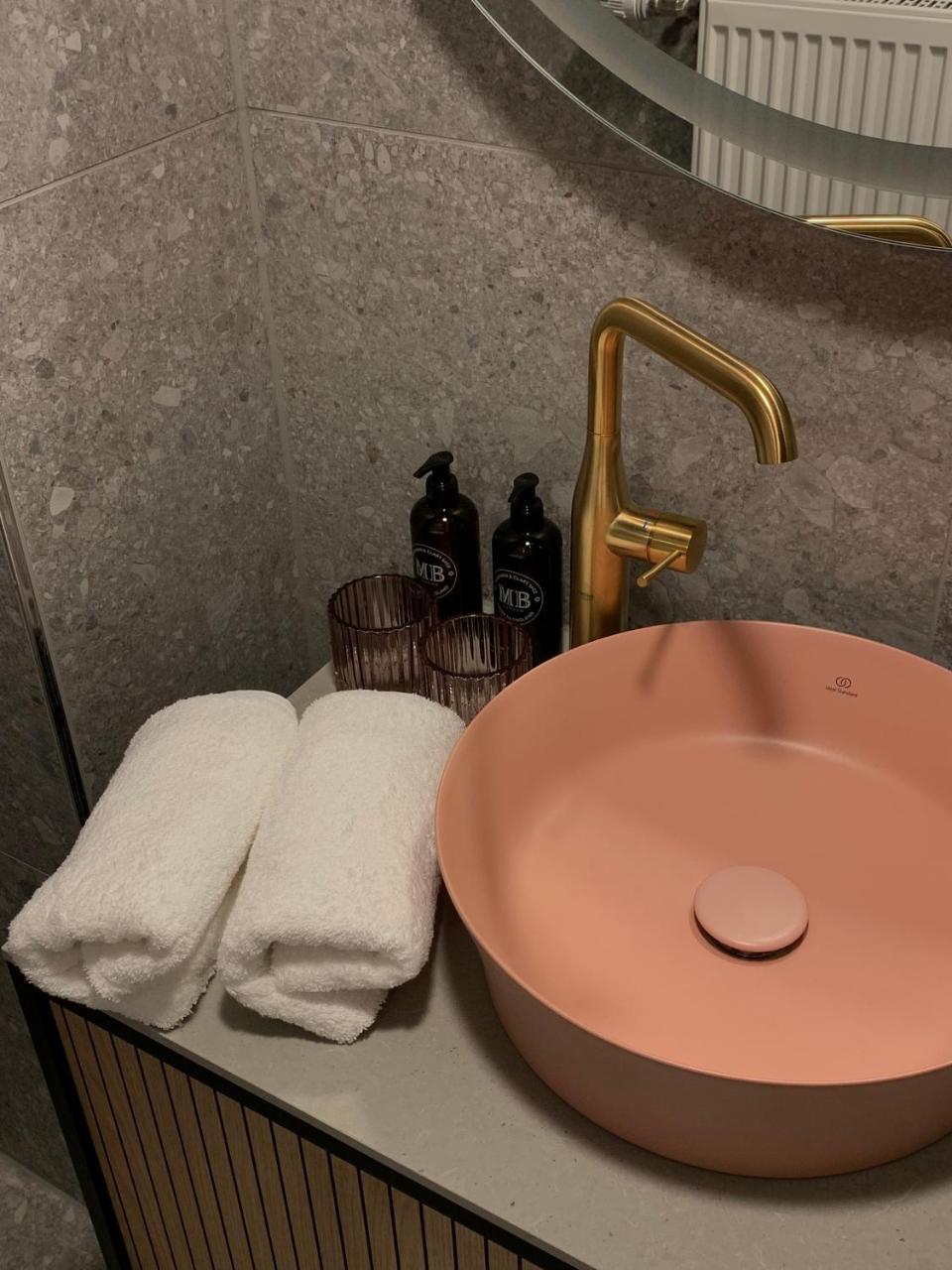 Peterhof by Charly Freising 1