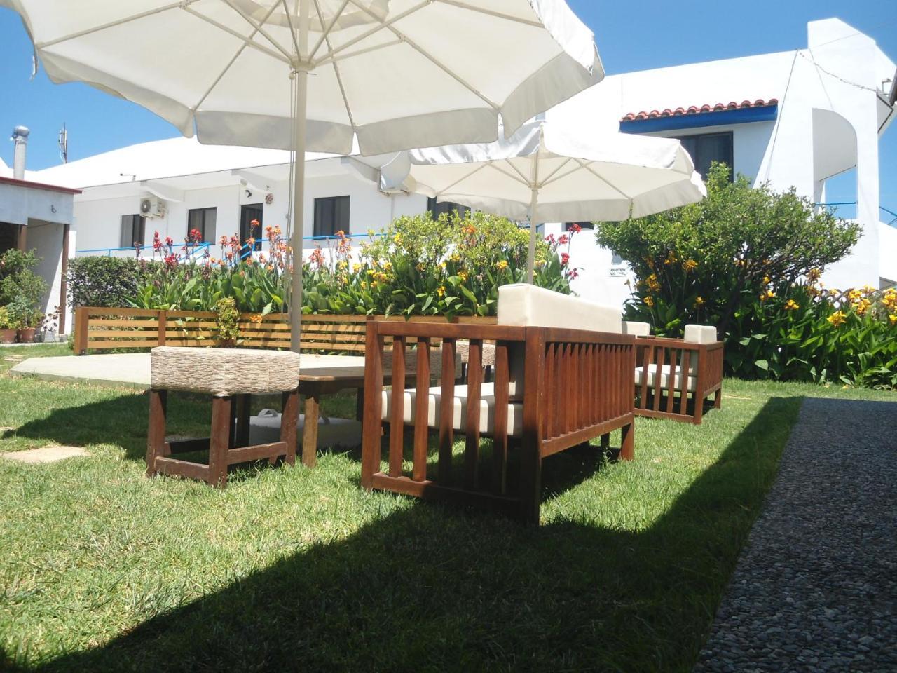 Evi Apartments And Studios