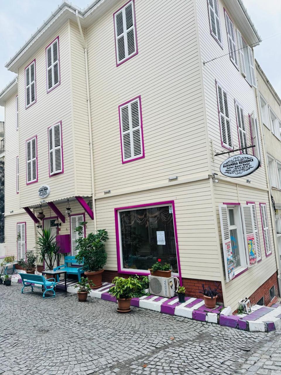 Alhambra Apart Hotel 1