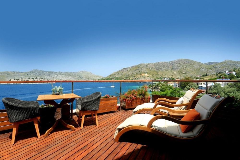 Loryma Luxury Boutique