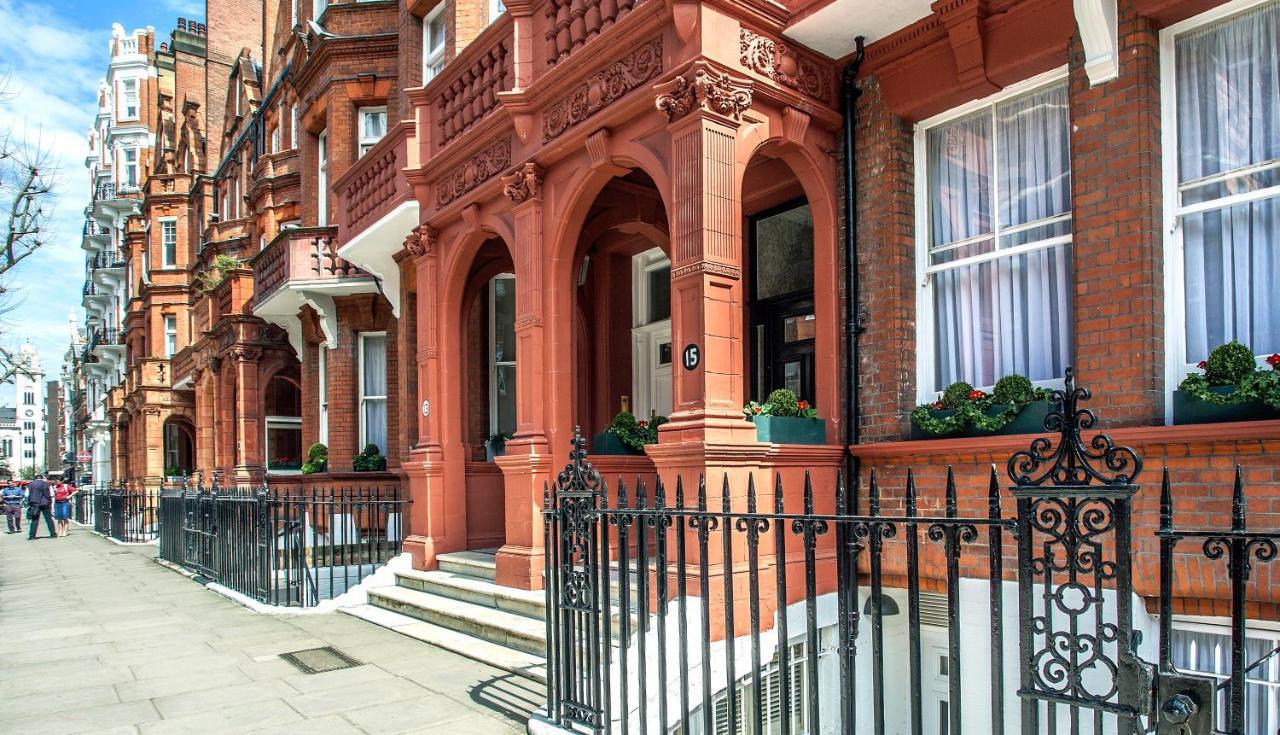 The Apartments by Sloane Club 1