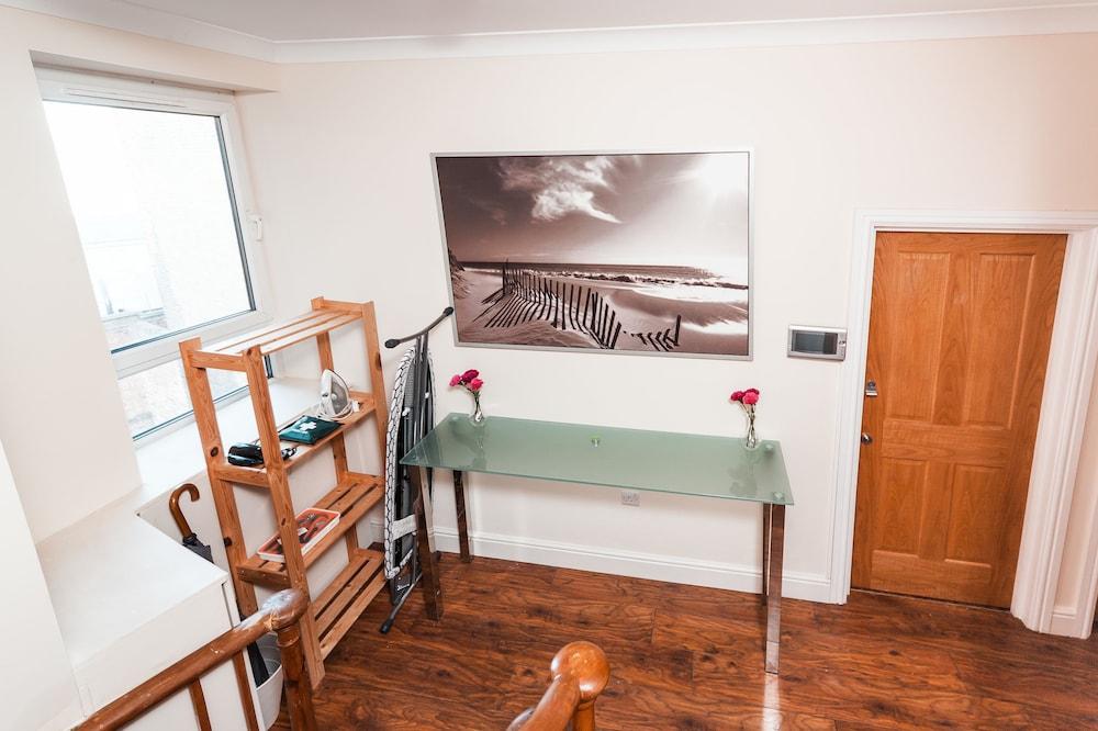 Private Ensuite Room Liverpool Street 1