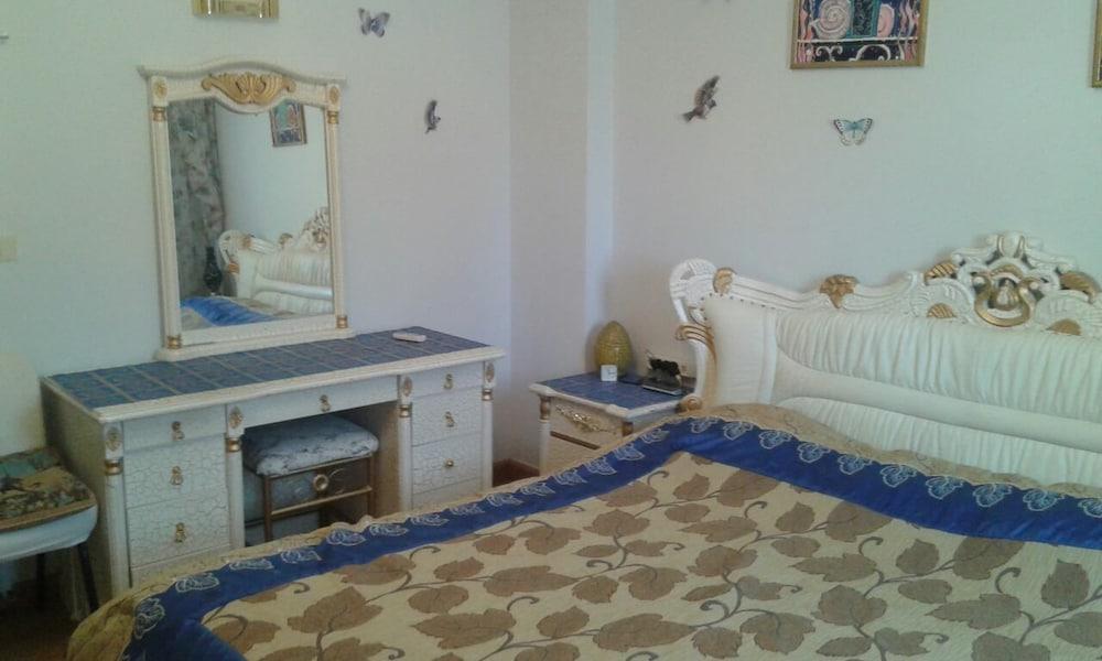 Sea Side Three Bedroom Apartment 1