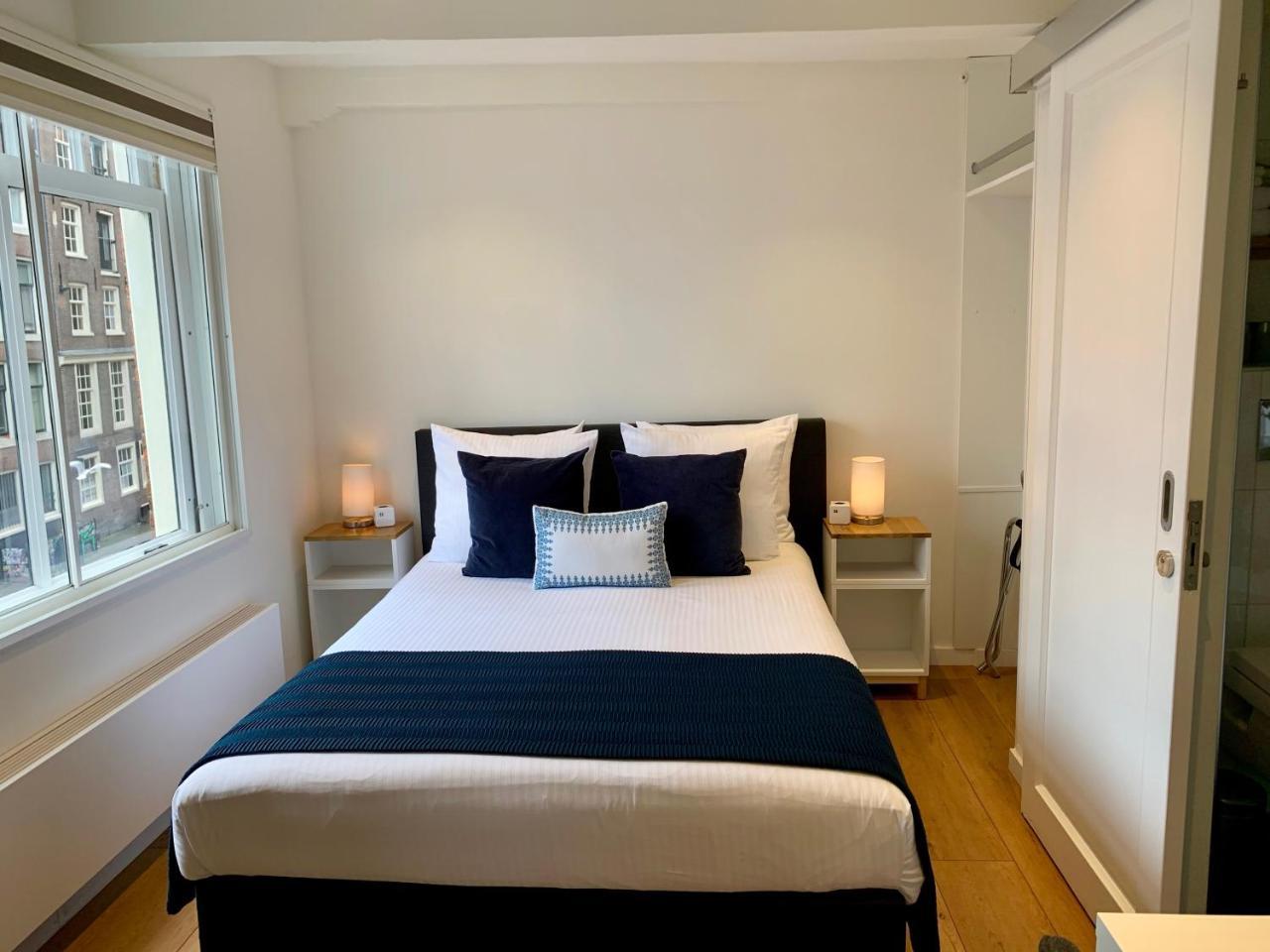 Ph93 Amsterdam Central (Adults only) 2