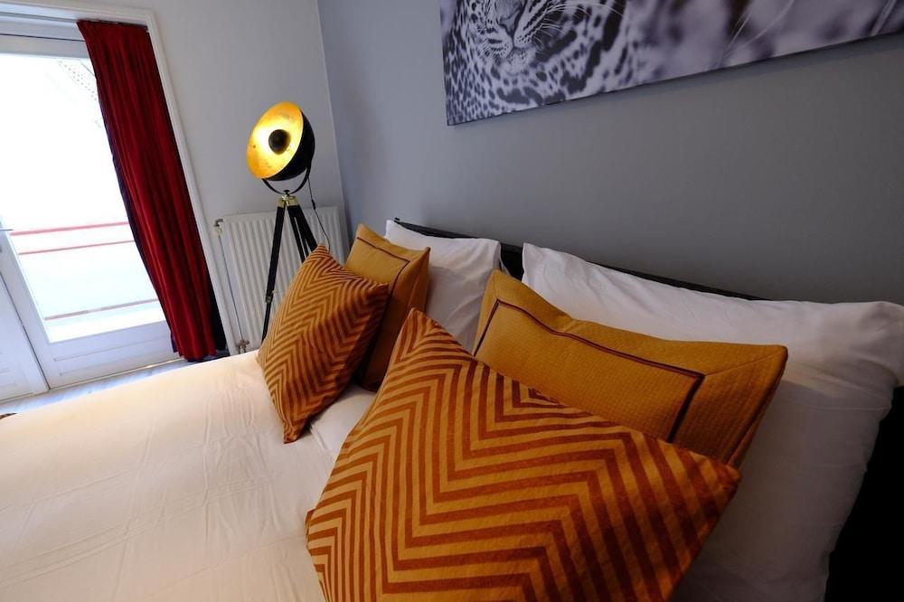 City Centre Residence 1